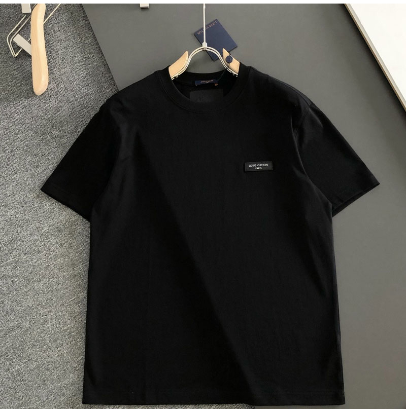 LOUIS VUITTON-072710 루이비통 2026 봄/여름 최신 라운드넥 자수 패션 반팔 티셔츠