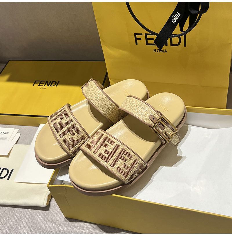 FENDI-07315 팬디2026SS 여름용 스트랩 플랫 샌들